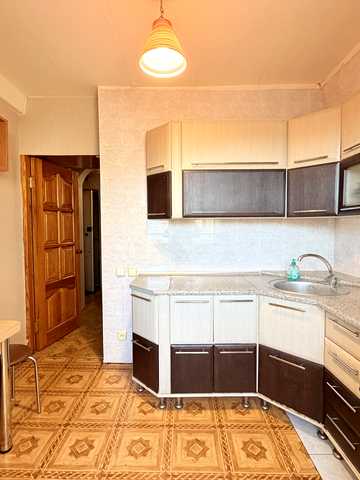 Ореста Левицького вул. (Академіка Курчатова), 23