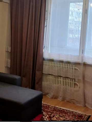 Метробудівників вул., 34