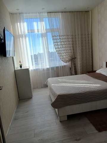 Краснова вул., (65 перлина)