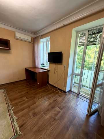Маразліївська вул., 1а