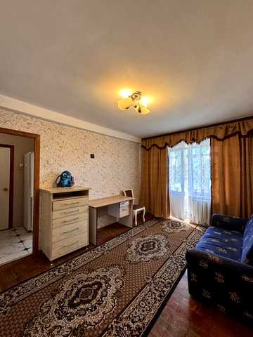 Європейського Союзу просп. (Правди), 88-Б