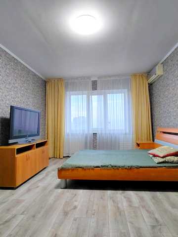 Героїв Дніпра вул., 61
