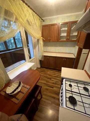 Лук'янівська вул., 7