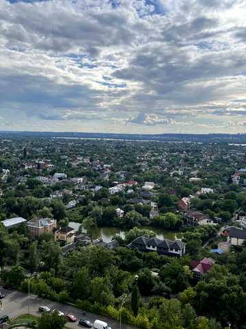 Єлизавети Чавдар вул., 4
