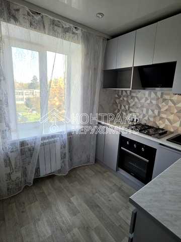 Олександрівський просп. (Косіора), 71