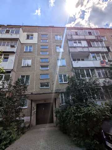 Богдана Хмельницького вул., 82-1