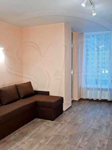 Кадетський Гай вул., 10
