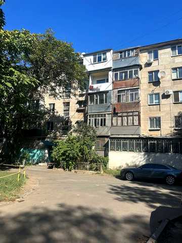 Олексія Вадатурського вул. (Маршала Малиновського), 19