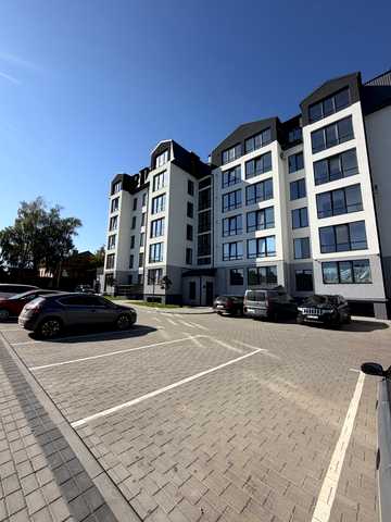Калнишевського вул., 8