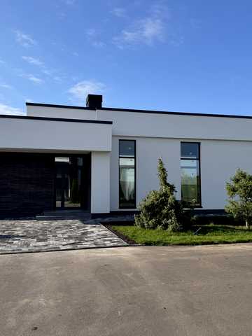 Вагова Віктора, 30