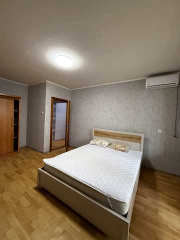 Драгоманова вул., 1-Г