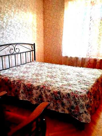 Березняківська вул., 24