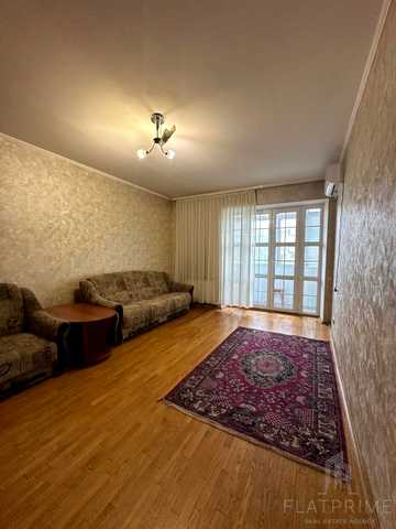 Лесі Українки бульв., 24