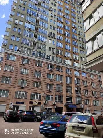 Саксаганського вул., 121