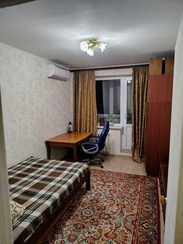 Бориславська вул., 70