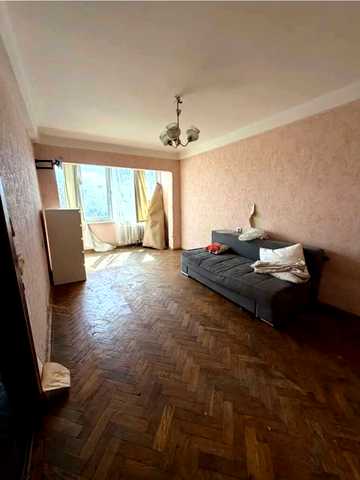 Андрія Головка вул., 31