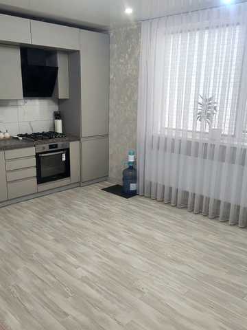 Лисенка вул., 38/50