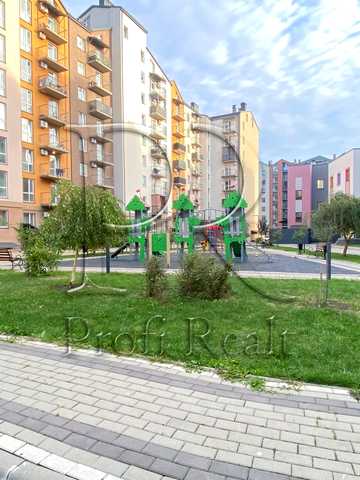 Анатолія Луценка вул., (Будинок 60)
