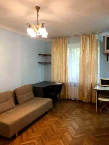 Олександра Лазаревського вул. (Мініна), 8