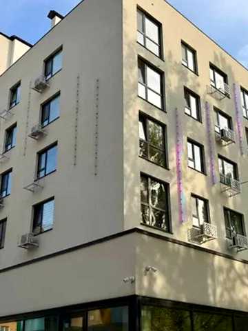 Корольова вул., 9