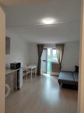 Успішна вул., (Будинок)