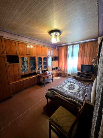 Амосова вул. (Корчагінців), 50