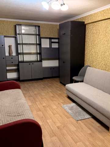 Велика Васильківська вул. (Червоноармійська), 124