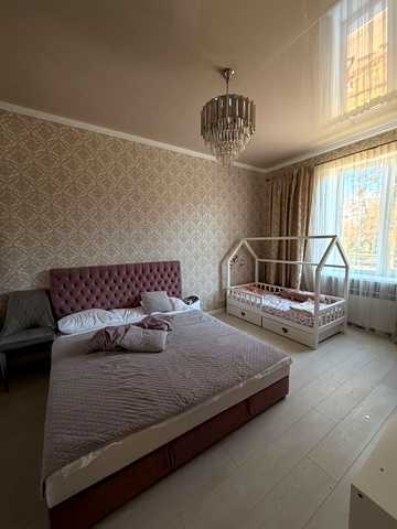 Миколи Зінчевського вул. (XX Партз'їзду), 18