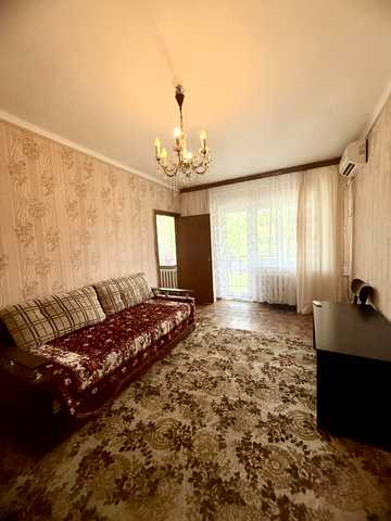 Ніжинська вул., 73