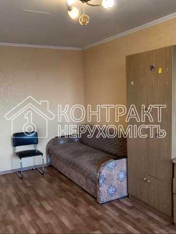 Гвардійців-Широнінців вул., 44