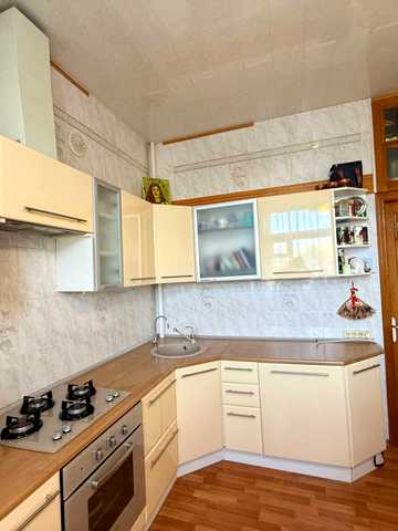 Дмитра Яворницького просп. (Карла Маркса), 90