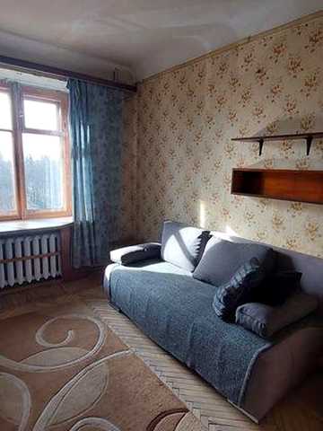Вінницька вул., 8