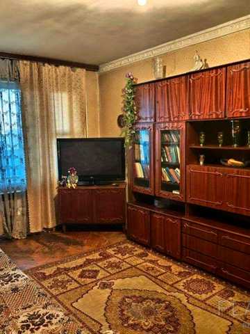 Композитора Лятошинського вул., 8