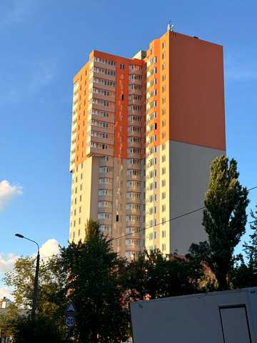 Каунаська вул., (Будинок)