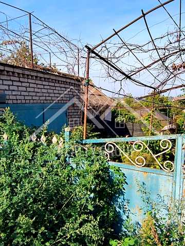 Гулака-Артемовського вул., 5