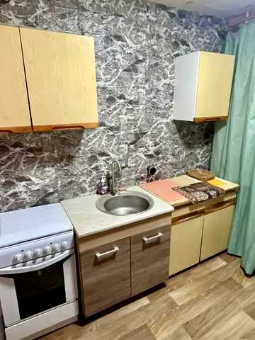Олександра Поля вул., 20