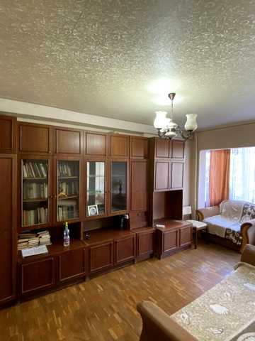 Ентузіастів вул., 11/1