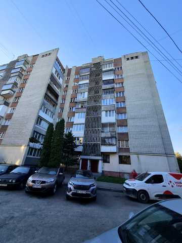 Євгена Патона вул., 6