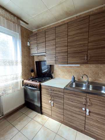 Любомира Гузара просп. (Космонавта Комарова), 8