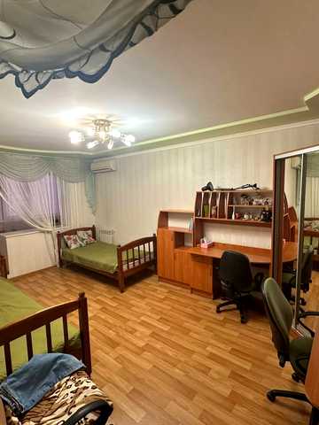 Нескорених просп. (Перемоги), 6