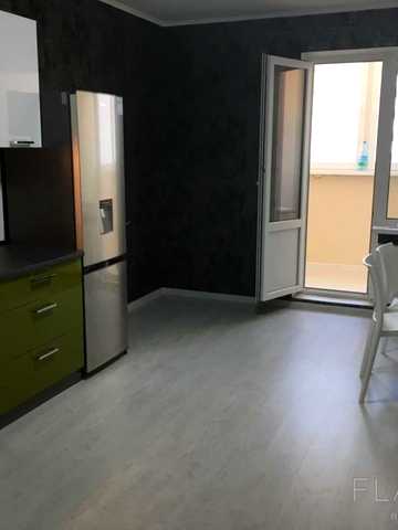 Балтійський пров., 5