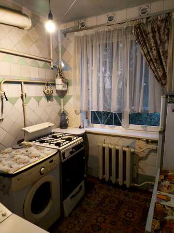 Юності просп., 83