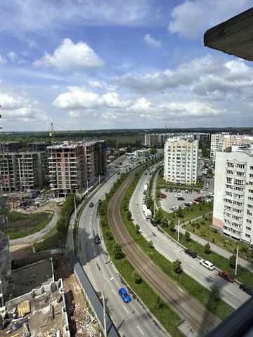 Келецька вул., (Будинок 1)