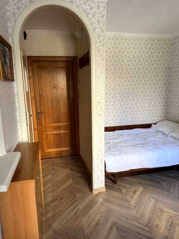 Стратегічне шосе (Науки), 11
