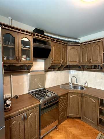 Вербицького вул., 1