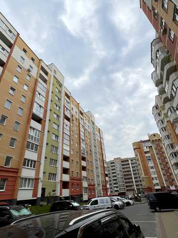 Тролейбусна вул., 4-Е