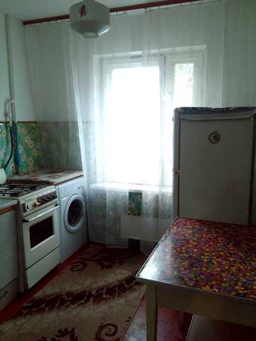 Братиславська вул., 6