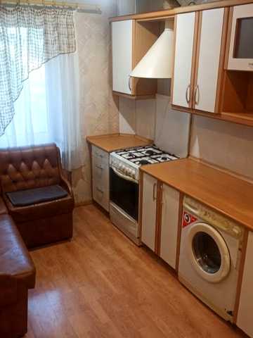 Велика Ковалівка вул., 26
