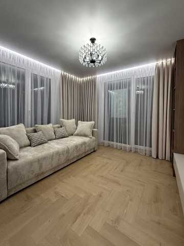 Винниченка вул. (Карпенка), 8-А