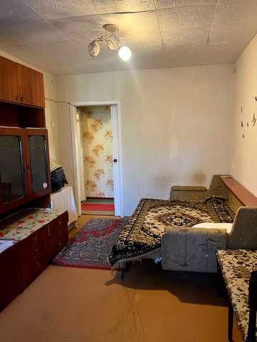Незалежності вул. (Титова), 16